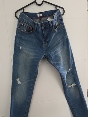 Tommy Hilfiger Slim Ripped Blue Jeans 31-30